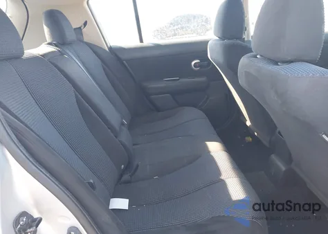 2011 Nissan Versa 1.8Sl z USA, uszkodzony, nr VIN 3N1BC1CP3BL367868